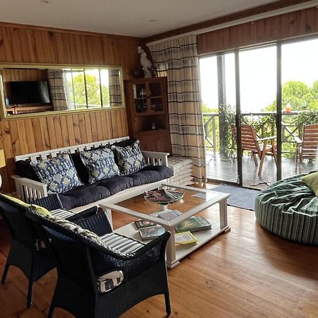 Peaceful Guest Suite With Balcony Views And Garden Setting ブレントン・オン・シー エクステリア 写真