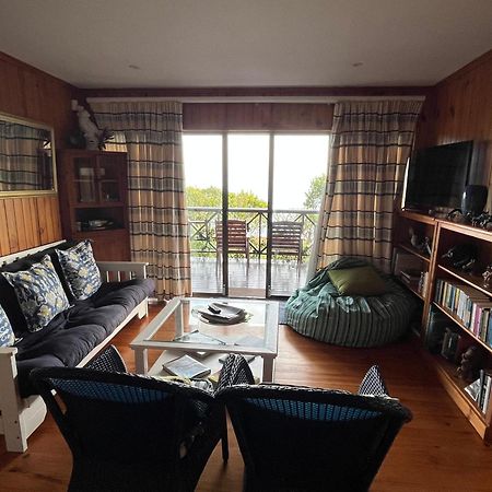 Peaceful Guest Suite With Balcony Views And Garden Setting ブレントン・オン・シー エクステリア 写真