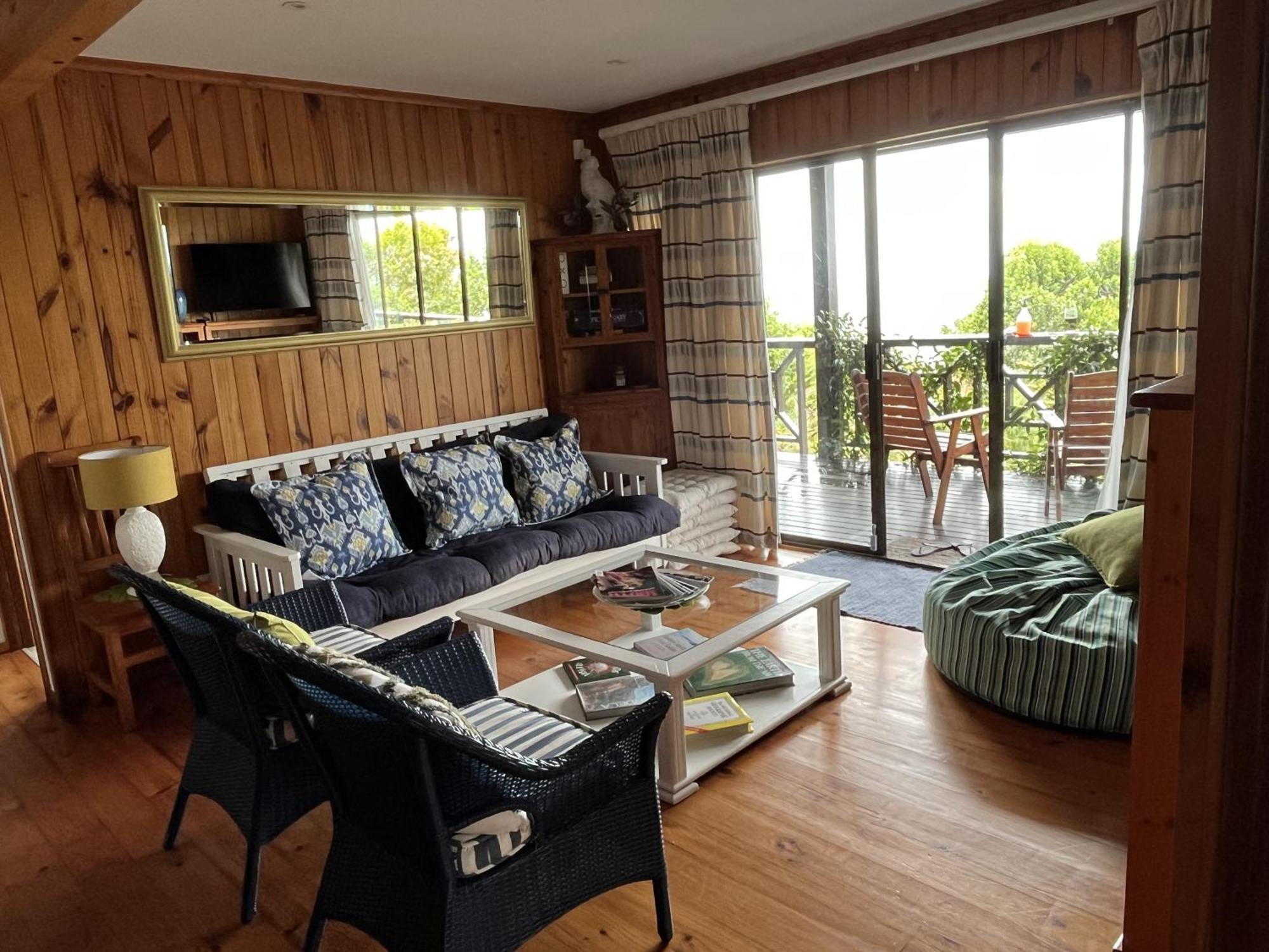 Peaceful Guest Suite With Balcony Views And Garden Setting ブレントン・オン・シー エクステリア 写真