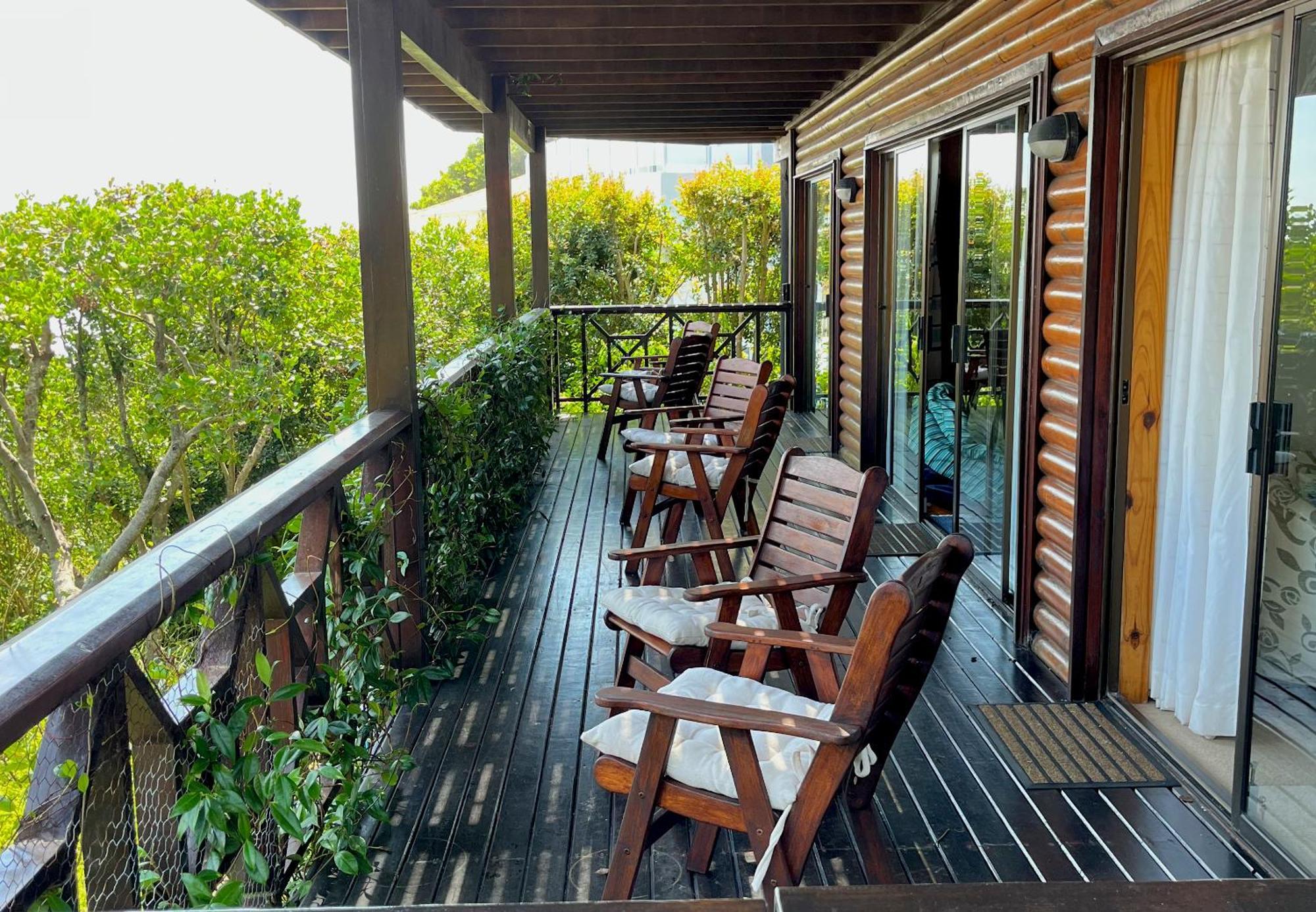 Peaceful Guest Suite With Balcony Views And Garden Setting ブレントン・オン・シー エクステリア 写真